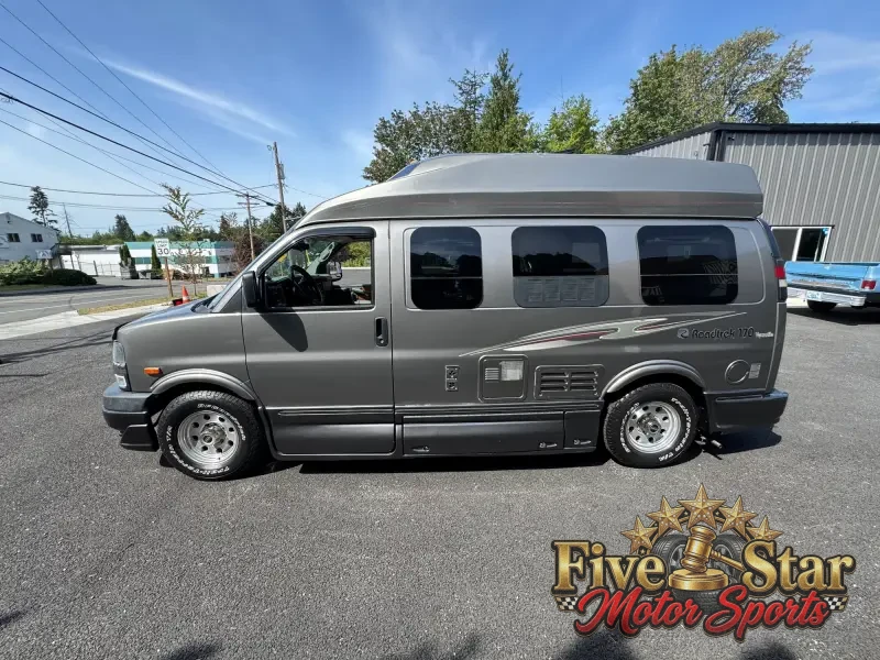 2010 Roadtrek 170 Versatile photo 30