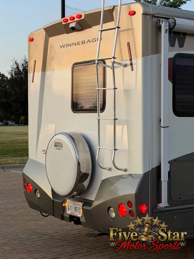 2007 Winnebago Aspect 26A photo 14