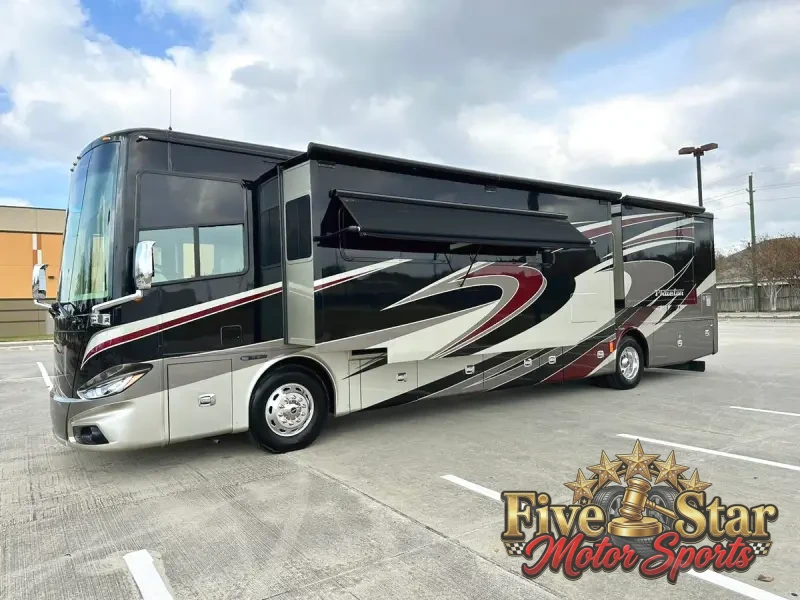 2015 Tiffin Phaeton 40QBH photo 42