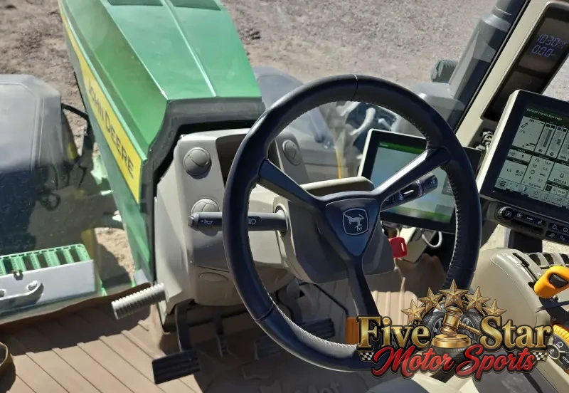 2020 John Deere 8R 310 photo 38