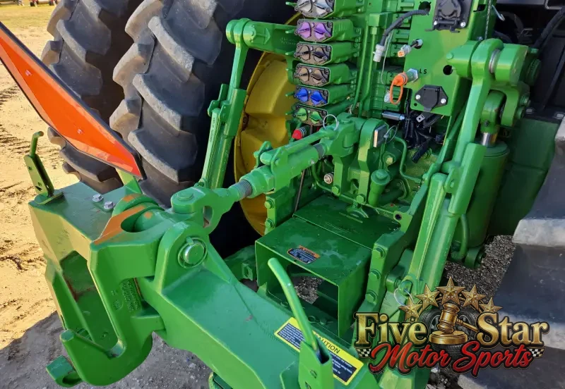 2020 John Deere 8R 310 photo 18