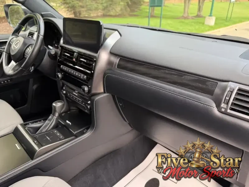 2023 Lexus GX 460 Sport photo 9