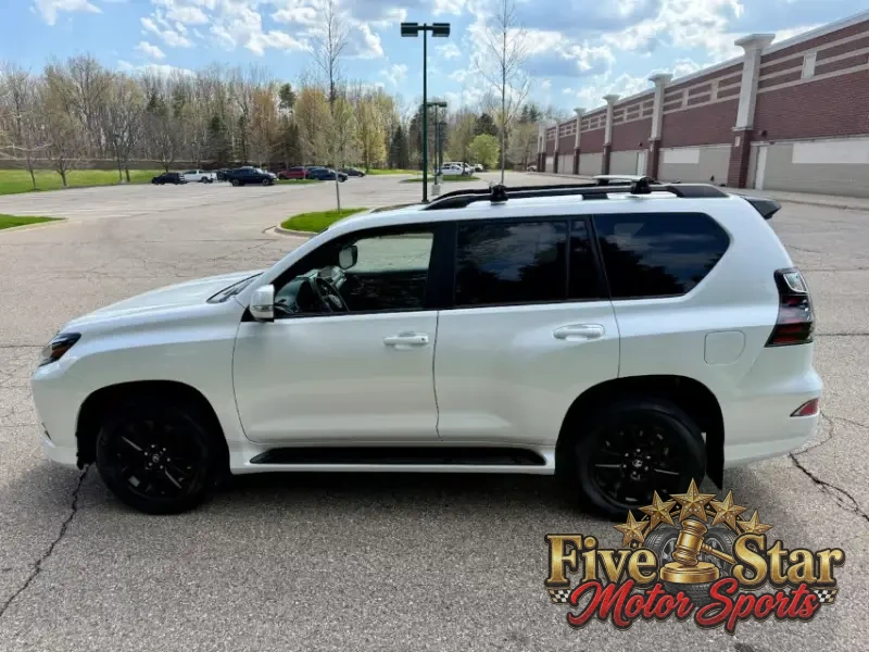 2023 Lexus GX 460 Sport photo 23