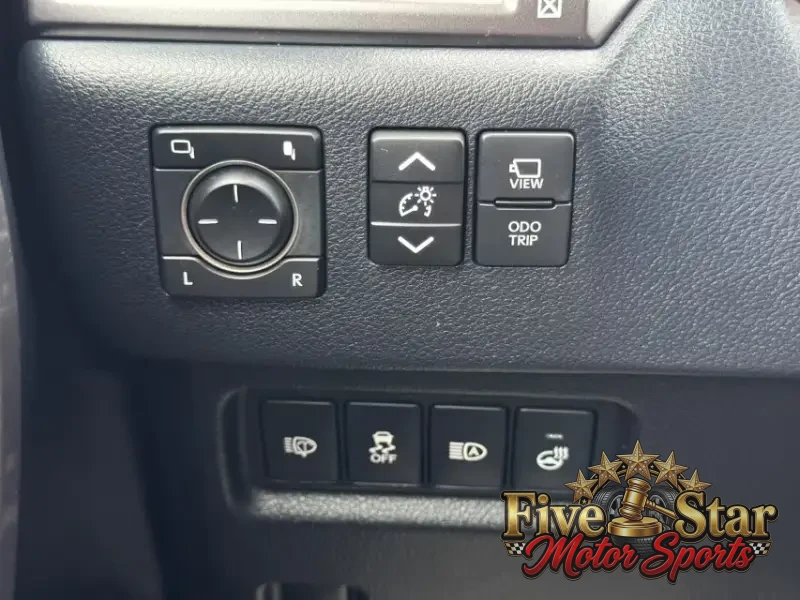 2023 Lexus GX 460 Sport photo 2