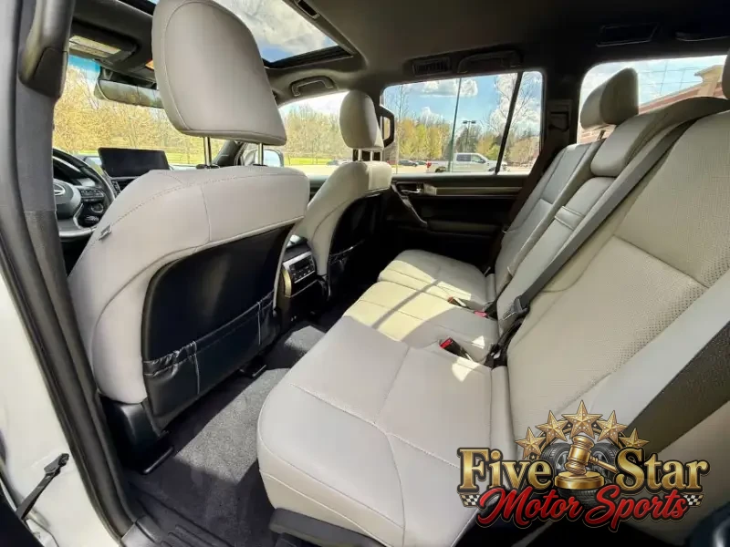 2023 Lexus GX 460 Sport photo 17