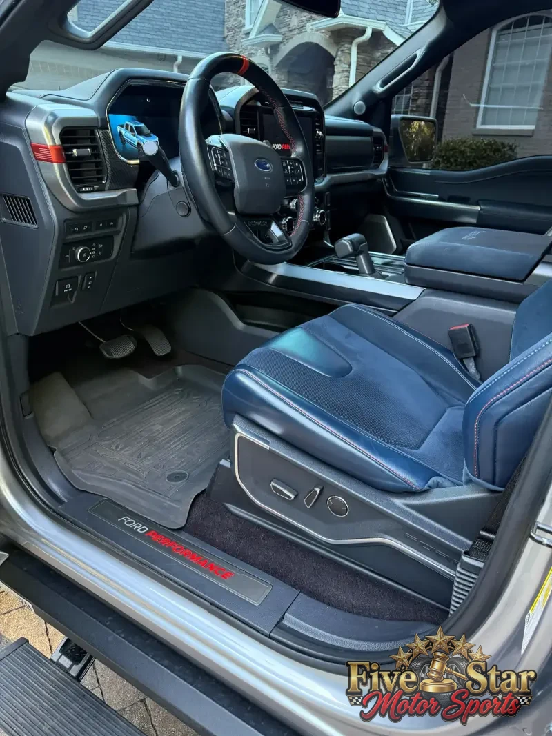 2021 Ford F150 SuperCrew Cab Raptor photo 25
