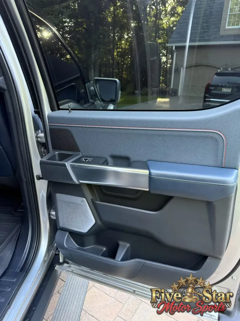 2021 Ford F150 SuperCrew Cab Raptor photo 12