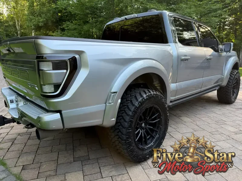 2021 Ford F150 SuperCrew Cab Raptor photo 16