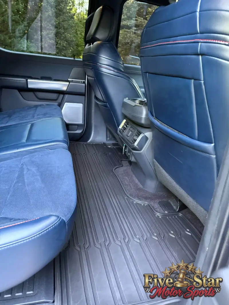2021 Ford F150 SuperCrew Cab Raptor photo 2
