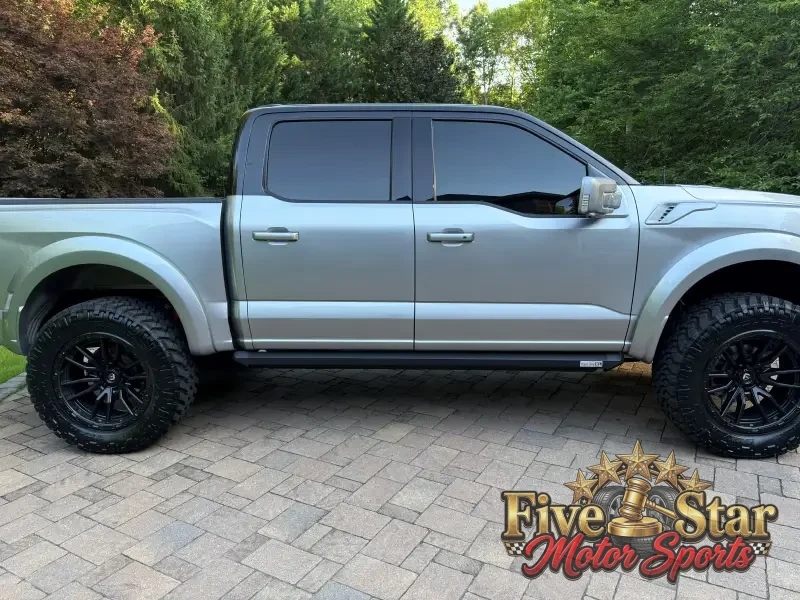 2021 Ford F150 SuperCrew Cab Raptor photo 22