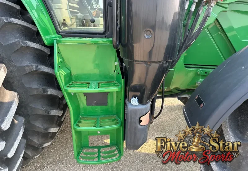 2020 John Deere 6155M photo 22