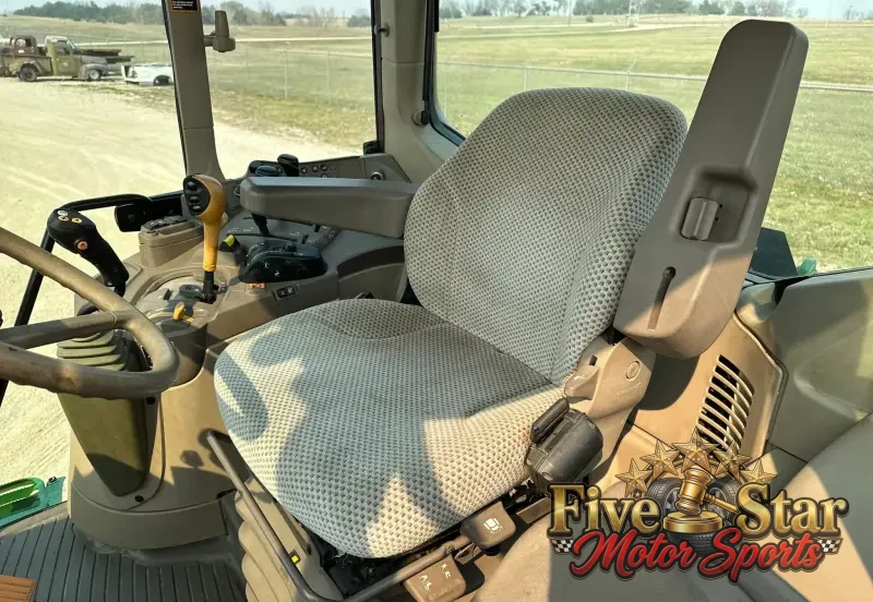 2020 John Deere 6155M photo 40