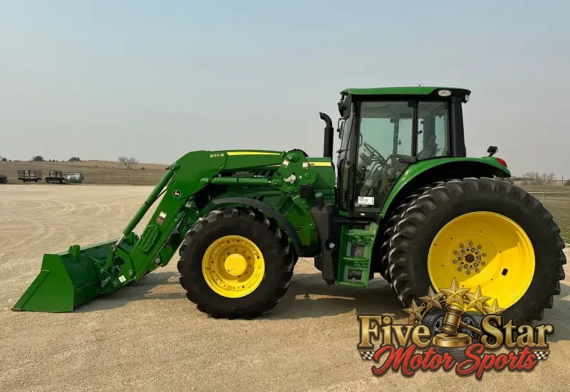 2020 John Deere 6155M photo 2