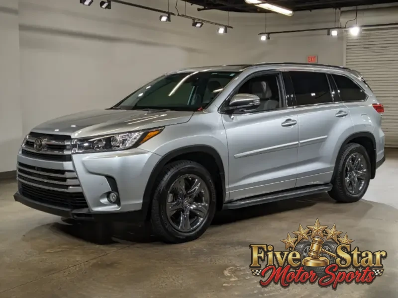 2018 Toyota Highlander Limited photo 1