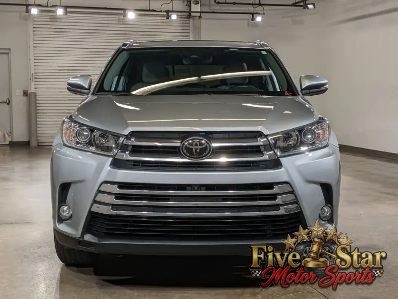 2018 Toyota Highlander Limited photo 30