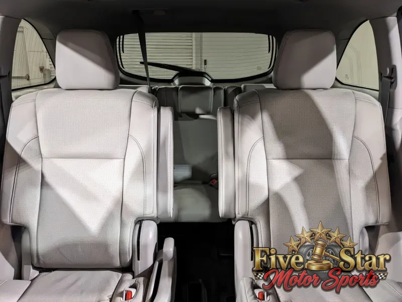 2018 Toyota Highlander Limited photo 24