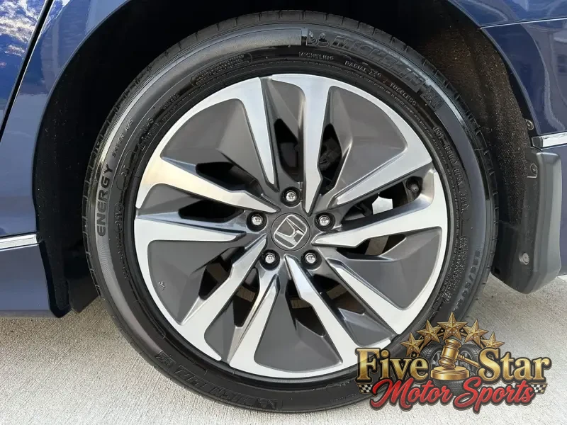 2020 Honda Accord Sport photo 4