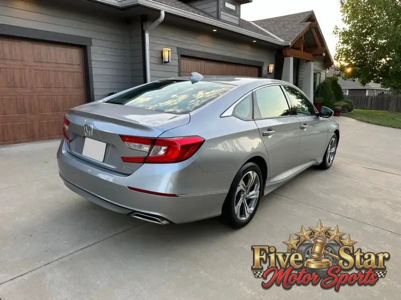 2018 Honda Accord EX-L photo 2
