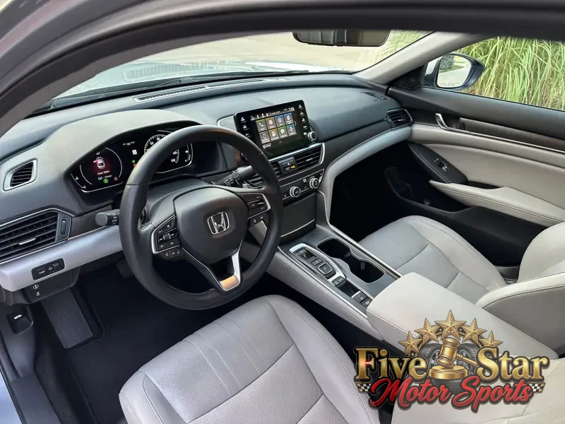 2018 Honda Accord EX-L photo 12