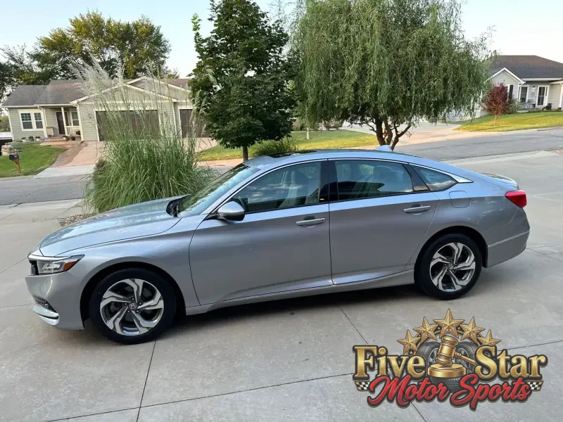 2018 Honda Accord EX-L photo 22